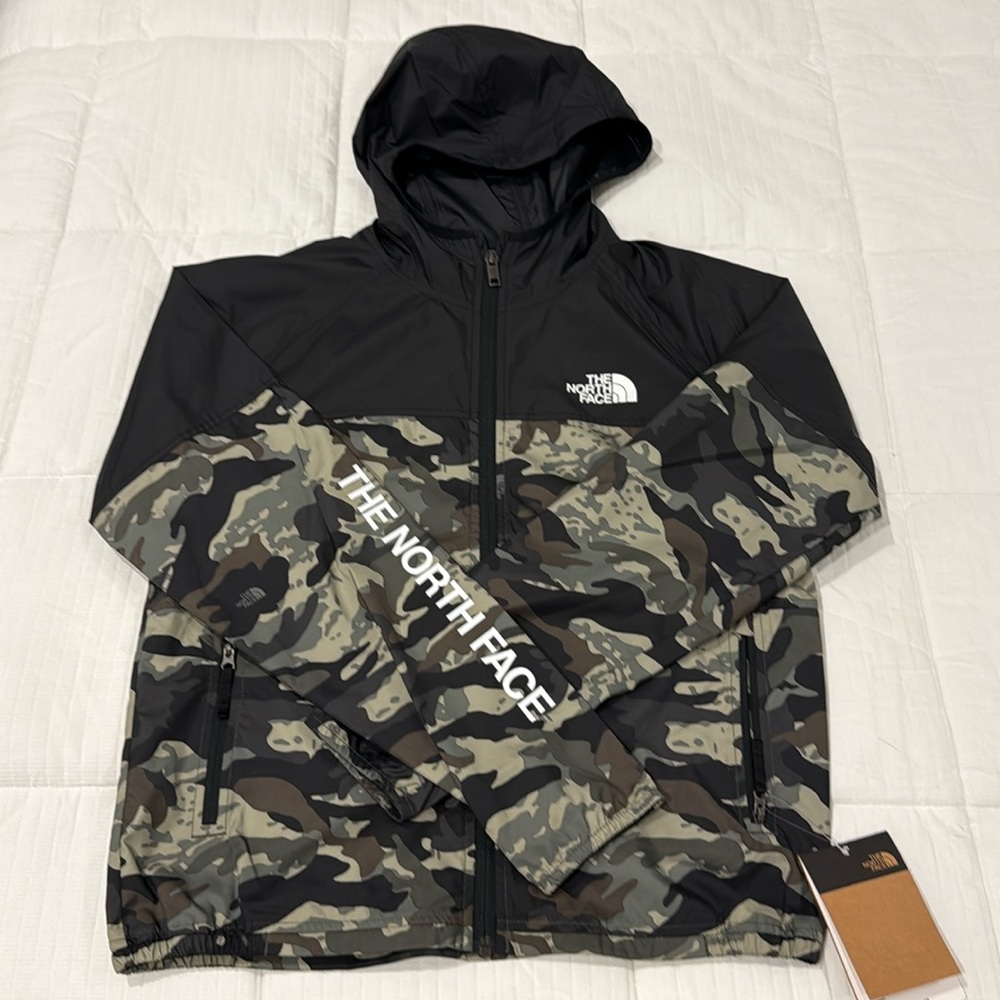 The North Face Boys Wind/Rain Repellent Shell / Jacket NWT
